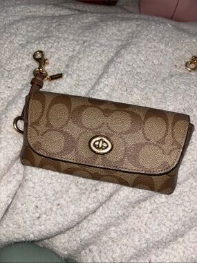 Coach eyeglass Sunglass Case turn lock with clip